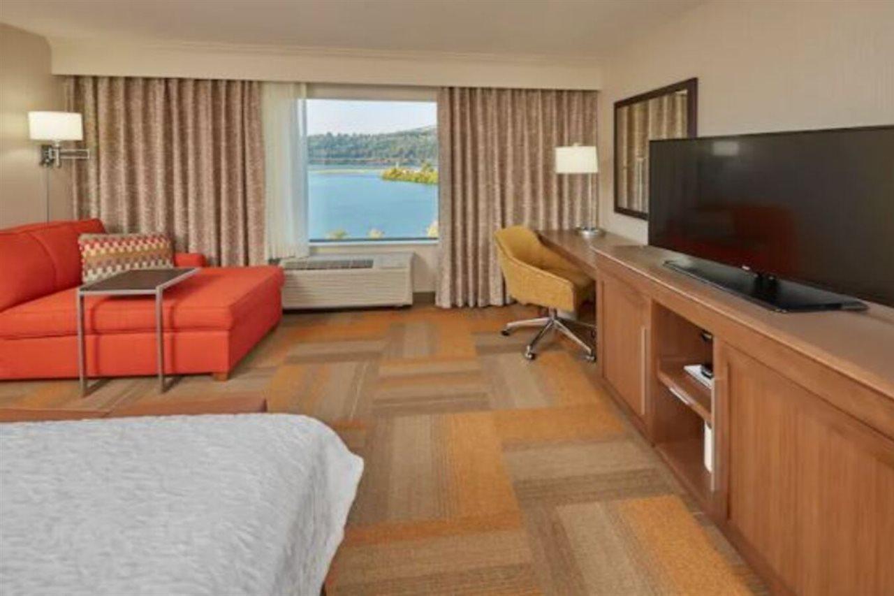 Hampton Inn & Suites Hood River Buitenkant foto
