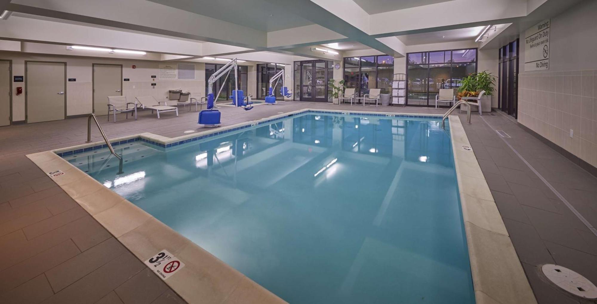 Hampton Inn & Suites Hood River Buitenkant foto