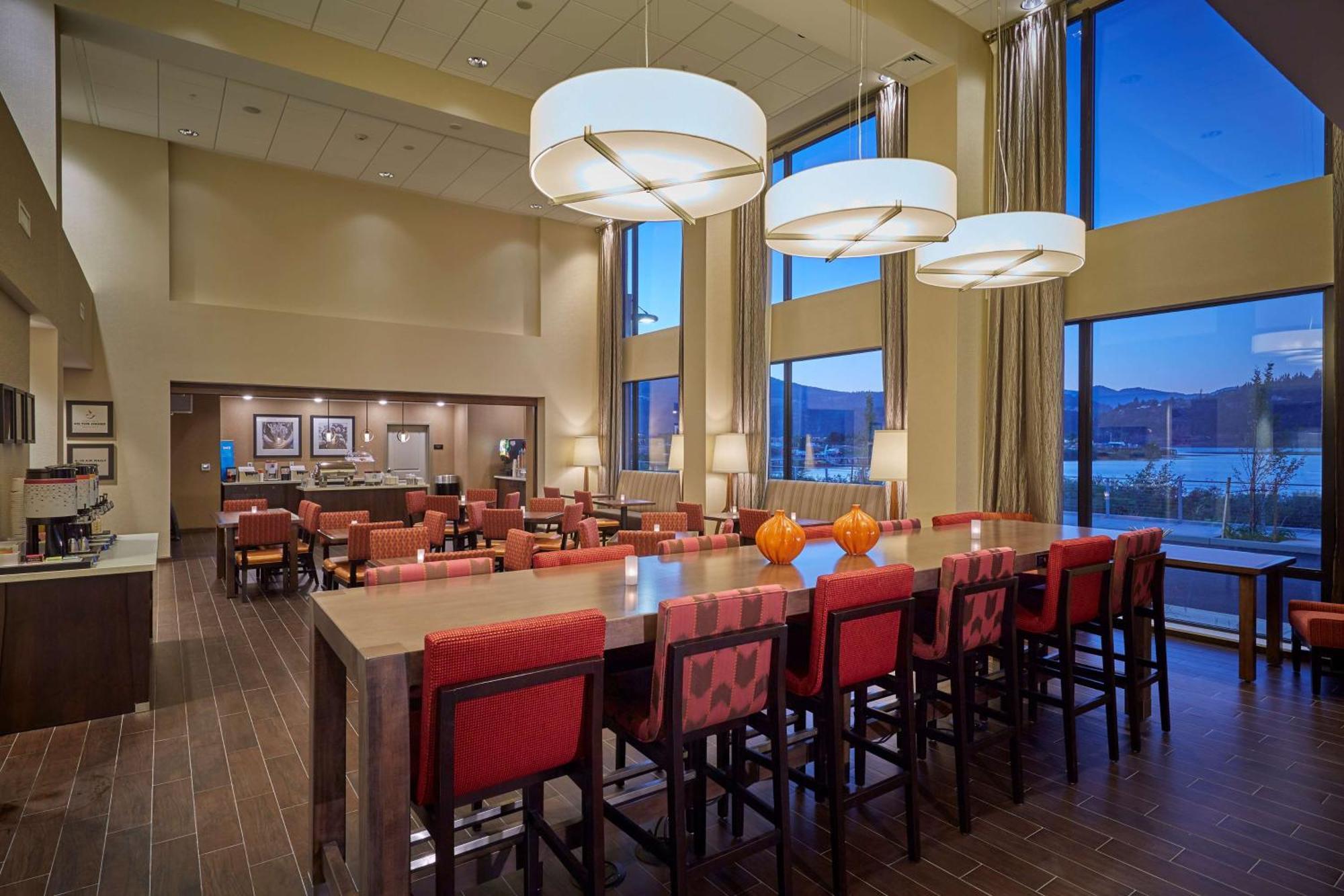 Hampton Inn & Suites Hood River Buitenkant foto